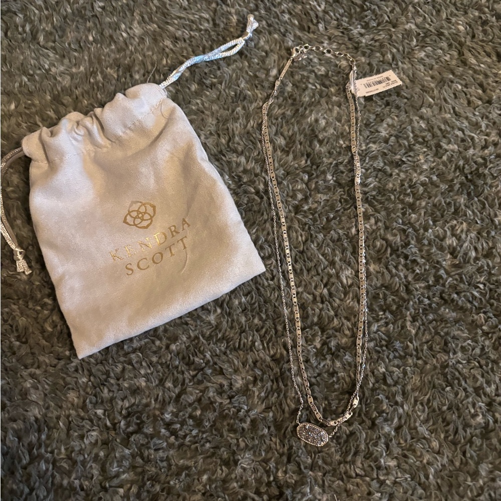 New! Kendra Scot Double chain necklace
